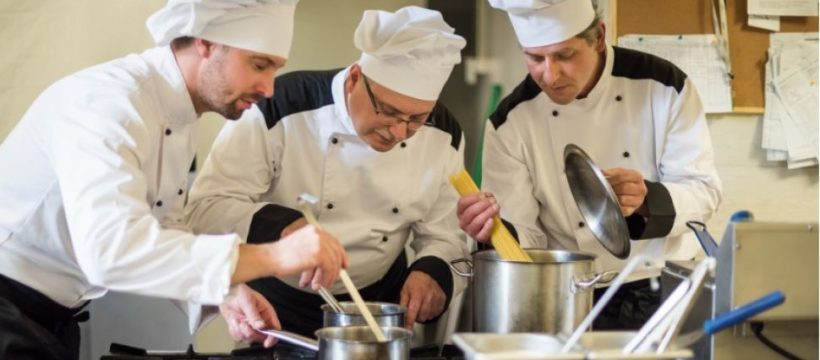 Menjadi Chef: Pandangan dari Dapur Profesional